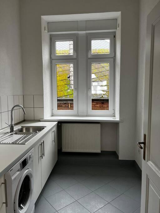 Exklusive Jugendstilwohnung In Uerzig An Der Mosel - 4 Personen - 2 Schlafzimmer - Waschmaschine - Trockner ภายนอก รูปภาพ